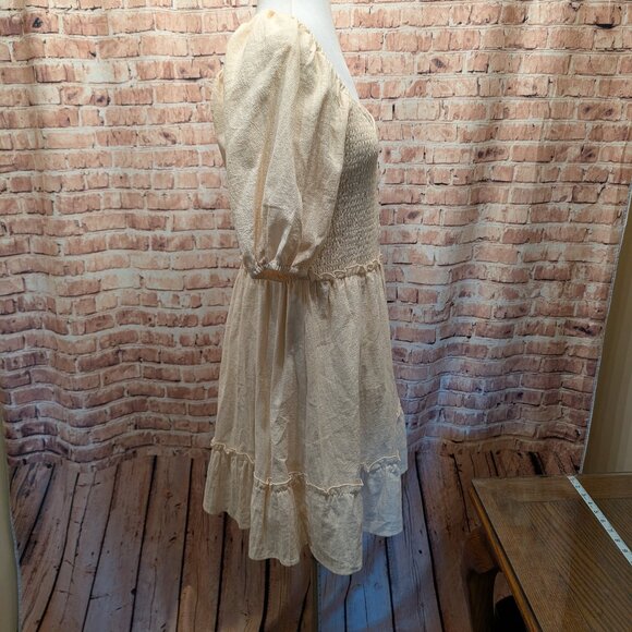 Cream Puff Sleeve Dress Size Large NWT - Picture 7 of 10